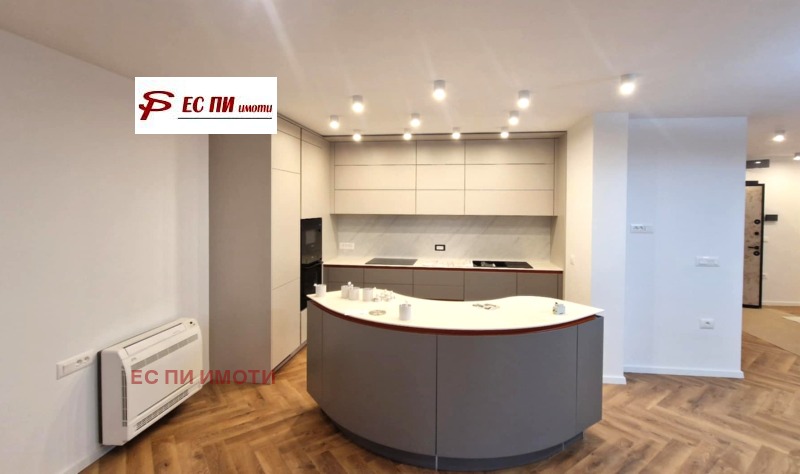 Продава 3-СТАЕН, гр. Русе, Център