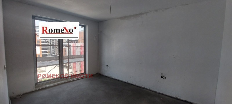For Sale  3 bedroom Plovdiv , Hristo Smirnenski , 192 sq.m | 21663469 - image [3]