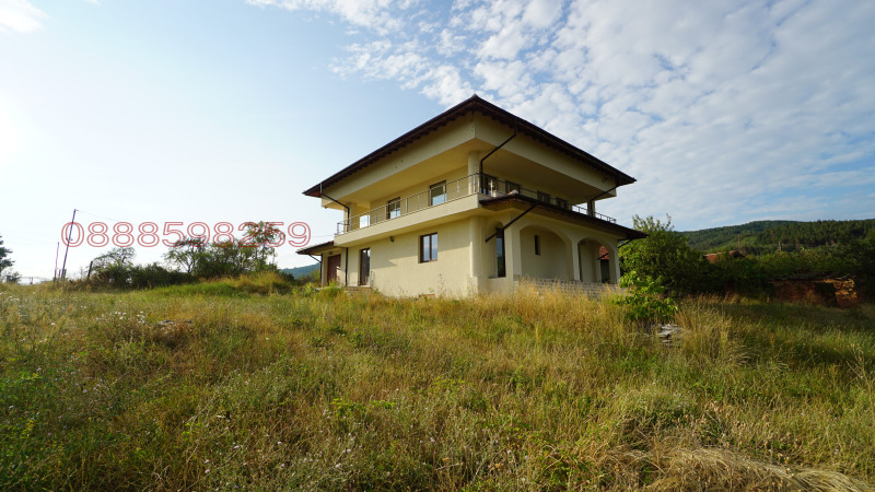 Продава  Къща област София , с. Подгорие , 502 кв.м | 66607106 - изображение [4]
