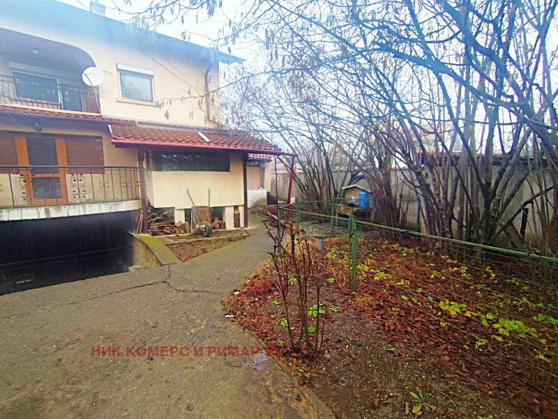 Продава КЪЩА, гр. София, гр. Банкя, снимка 2 - Къщи - 53259031