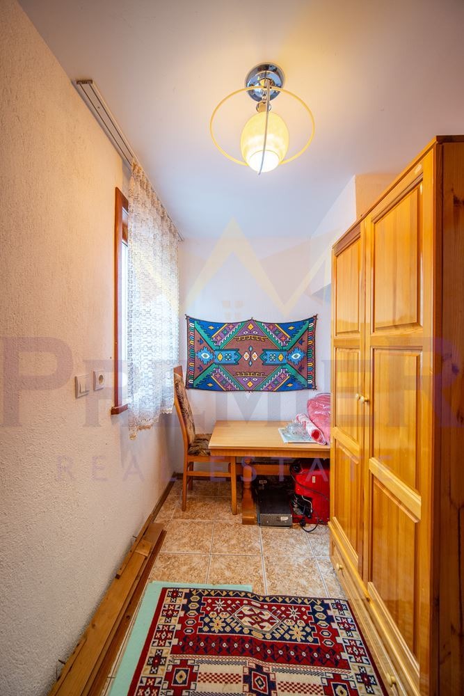 Продава КЪЩА, с. Безводица, област Добрич, снимка 9 - Къщи - 54533618