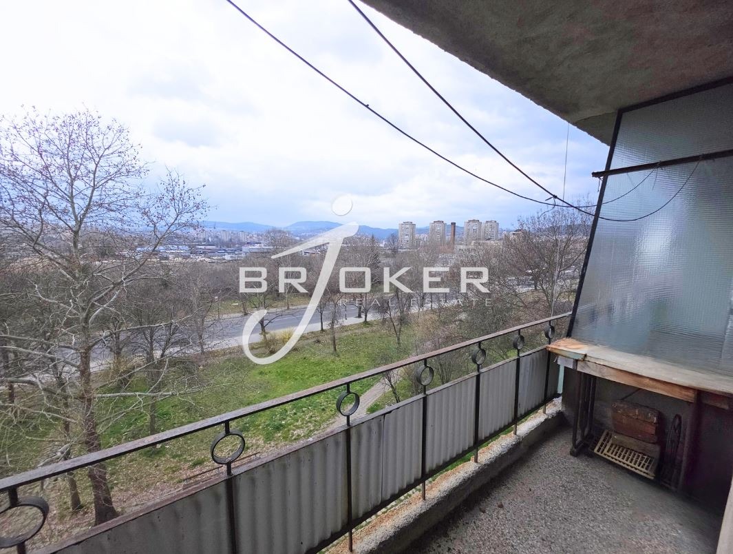 Продава 3-СТАЕН, гр. Кърджали, Студен кладенец, снимка 12 - Апартаменти - 53958074