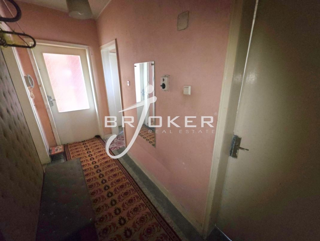 Продава 3-СТАЕН, гр. Кърджали, Студен кладенец, снимка 4 - Апартаменти - 53958074