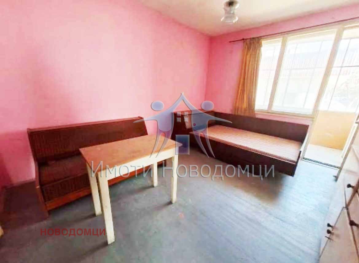 Продава КЪЩА, гр. Шумен, Добруджански