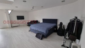 АТЕЛИЕ, ТАВАН, 72 m2