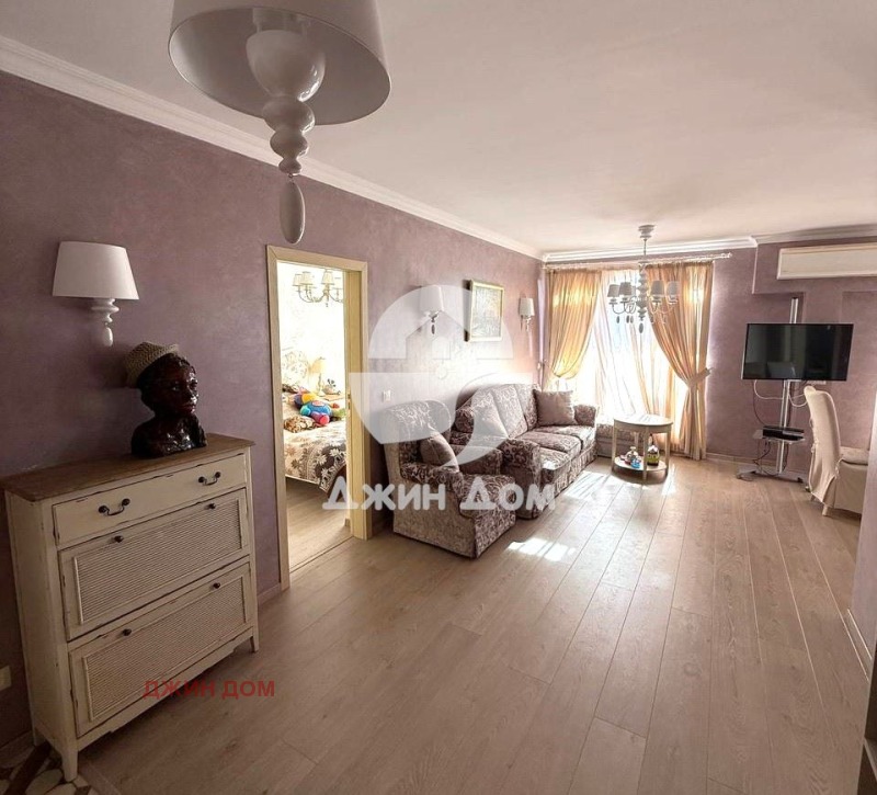 Продава  3-стаен област Бургас , к.к. Слънчев бряг , 127 кв.м | 61804170