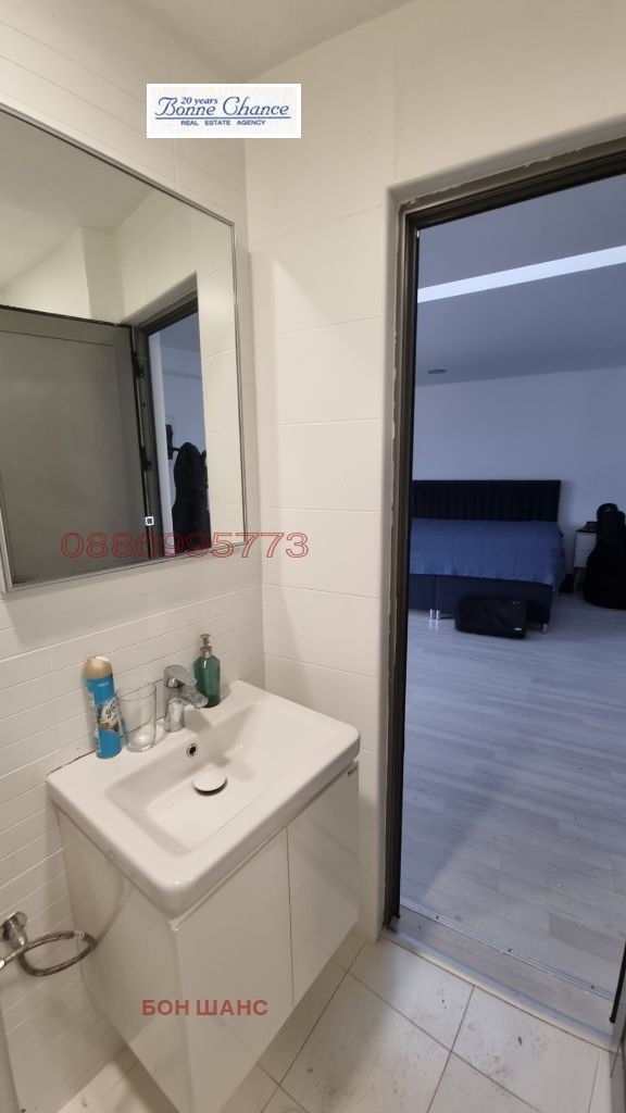 Продава АТЕЛИЕ, ТАВАН, гр. София, Медицинска академия, снимка 4 - Апартаменти - 53670834