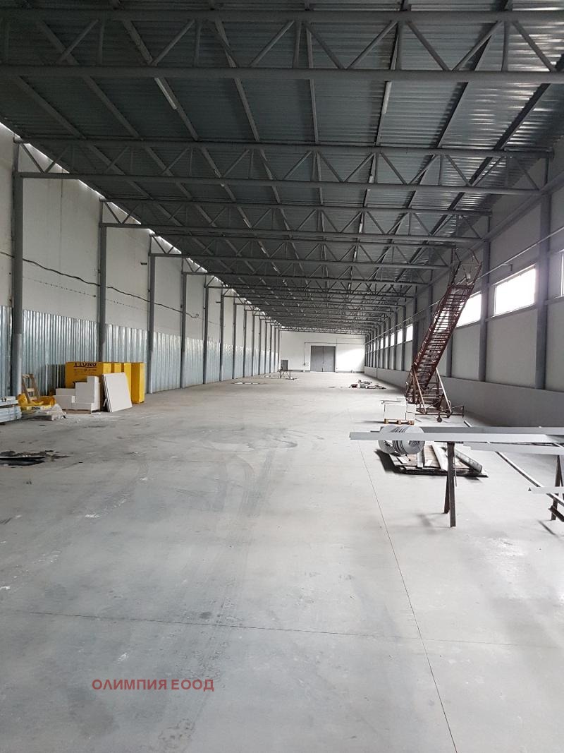 À venda  Construção industrial Ruse , Promichlena zona - Iztok , 1500 m² | 24225983 - imagem [4]