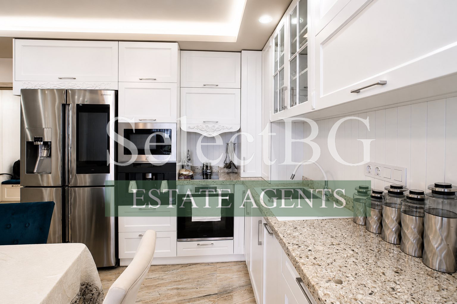 Продава 3-СТАЕН, гр. Велико Търново, Колю Фичето, снимка 3 - Апартаменти - 54945718
