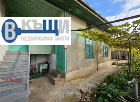 Haus Prisowo, region Weliko Tarnowo 1