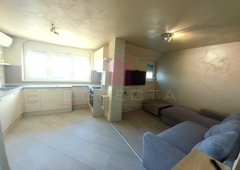 Продава  Ателие, таван град Русе , Център , 22 кв.м | 32188824 - изображение [4]