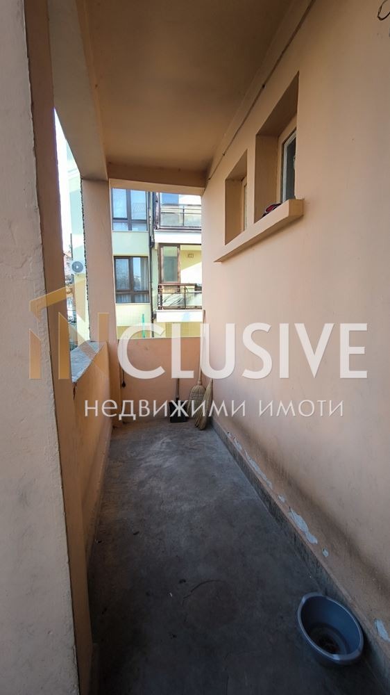 Продава ЕТАЖ ОТ КЪЩА, гр. София, Карпузица, снимка 11 - Етаж от къща - 53271140