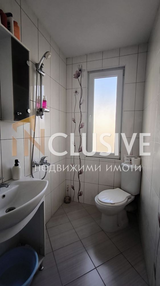 Продава ЕТАЖ ОТ КЪЩА, гр. София, Карпузица, снимка 8 - Етаж от къща - 53271140