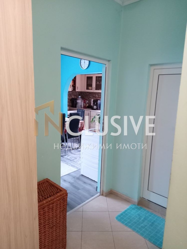 Продава ЕТАЖ ОТ КЪЩА, гр. София, Карпузица, снимка 12 - Етаж от къща - 53271140