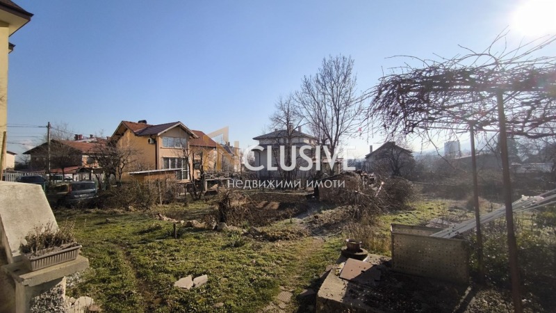 Продава ЕТАЖ ОТ КЪЩА, гр. София, Карпузица, снимка 4 - Етаж от къща - 53271140