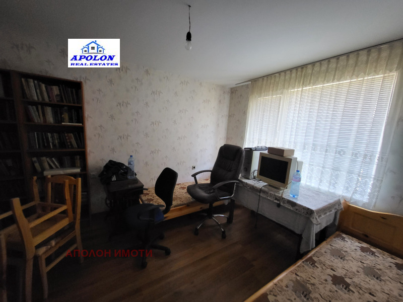 Продава КЪЩА, гр. Пещера, област Пазарджик, снимка 7 - Къщи - 47102127