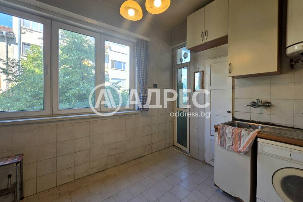 Продава 3-СТАЕН, гр. София, Докторски паметник, снимка 17 - Апартаменти - 55478838
