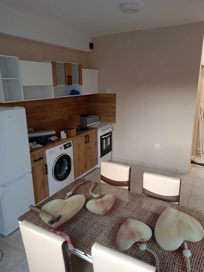 Продава МНОГОСТАЕН в град Плевен, Широк център - 265 кв.м / 256 000 € » 500 692.48 лв., ТЕРА КОНСУЛТ