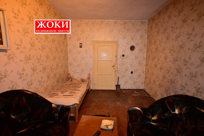 Na sprzedaż  1 sypialnia Pernik , Iztok , 57 mkw | 16383184 - obraz [2]