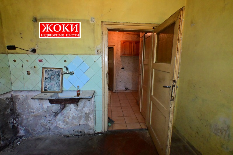 Na sprzedaż  1 sypialnia Pernik , Iztok , 57 mkw | 16383184 - obraz [7]