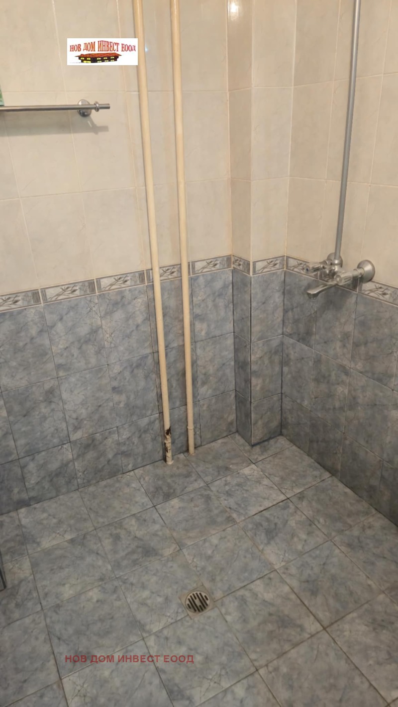 En venta  2 dormitorios Pernik , Tsentar , 98 metros cuadrados | 26273831 - imagen [12]