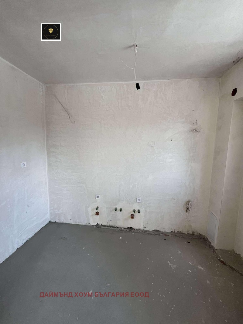Myytävänä  2 makuuhuonetta Plovdiv , Ostromila , 145 neliömetriä | 92917114 - kuva [7]