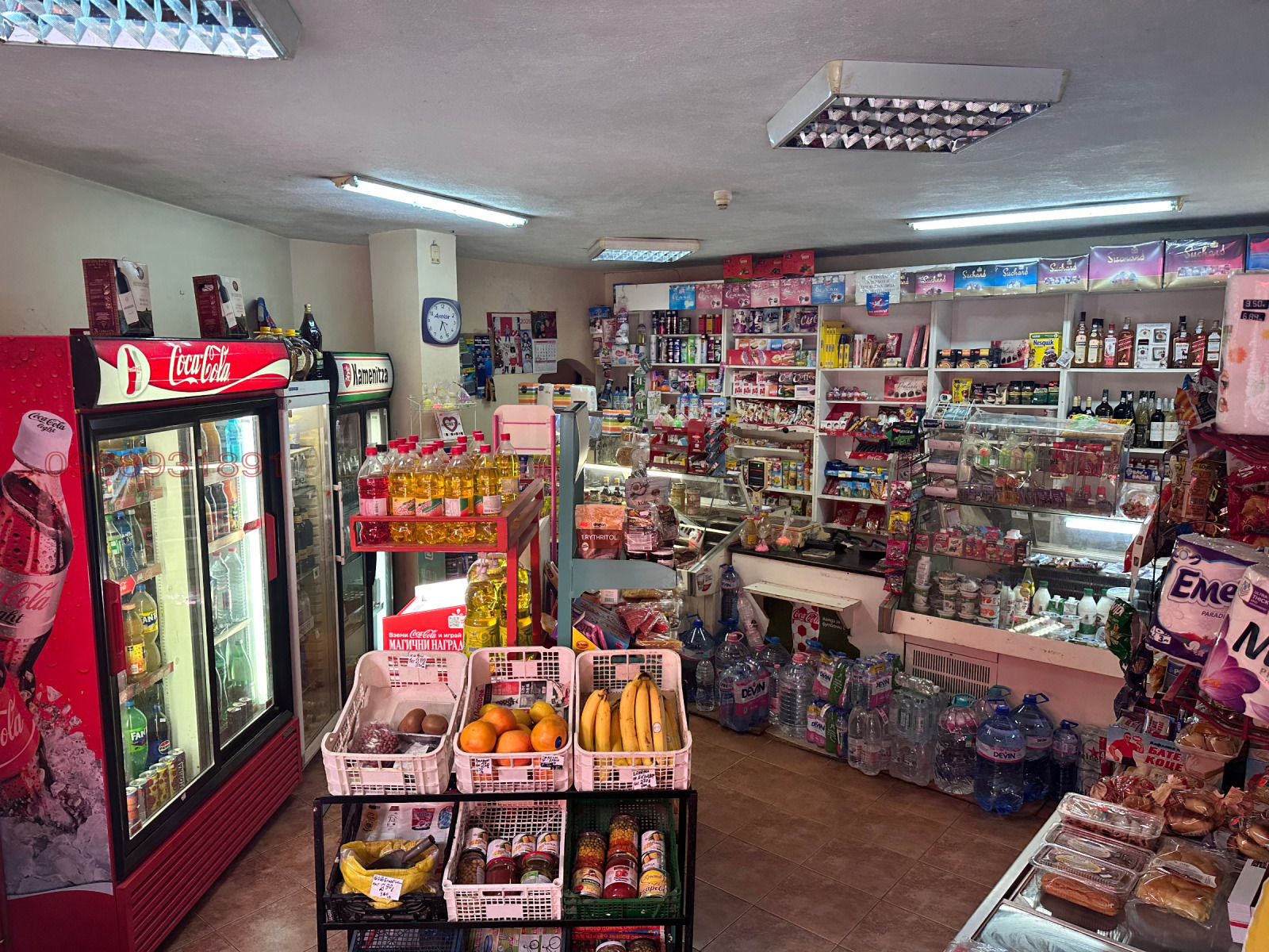 Продава МАГАЗИН, гр. Плевен, Идеален център, снимка 2 - Магазини - 54338309