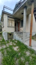 Продава ВИЛА, с. Минерални бани, област Хасково, снимка 1