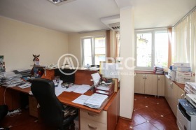 Kontor Lozenets, Sofia