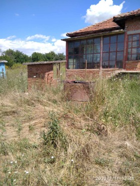 Продажба на имоти в с. Априлово, област Стара Загора - изображение 1 