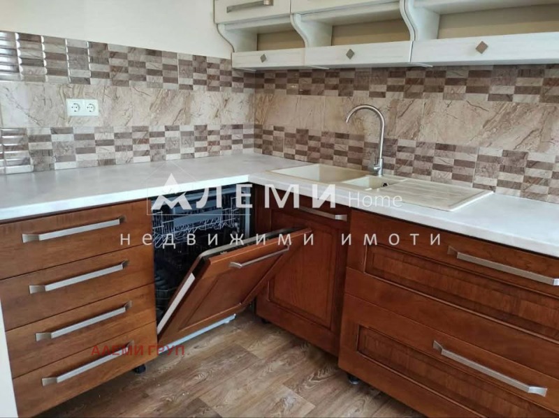 Продава 3-СТАЕН, гр. Варна, Бриз, снимка 3 - Апартаменти - 53440711