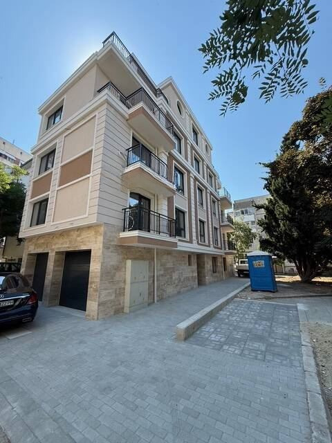 Продава  Мезонет, град Бургас, Братя Миладинови •  325 000 EUR • ID 71766185 — holmes.bg - [1] 