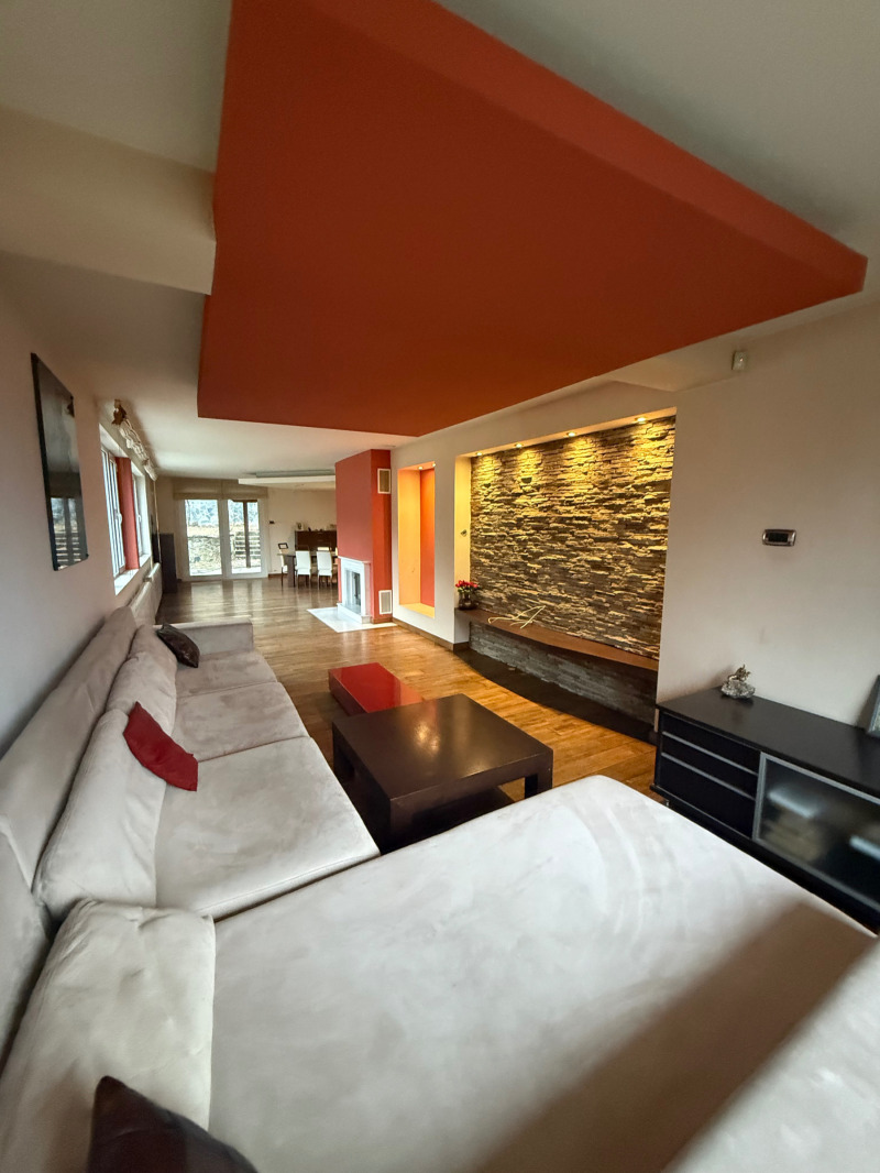 Продава КЪЩА, гр. София, в.з.Килиите, снимка 2 - Къщи - 52703205