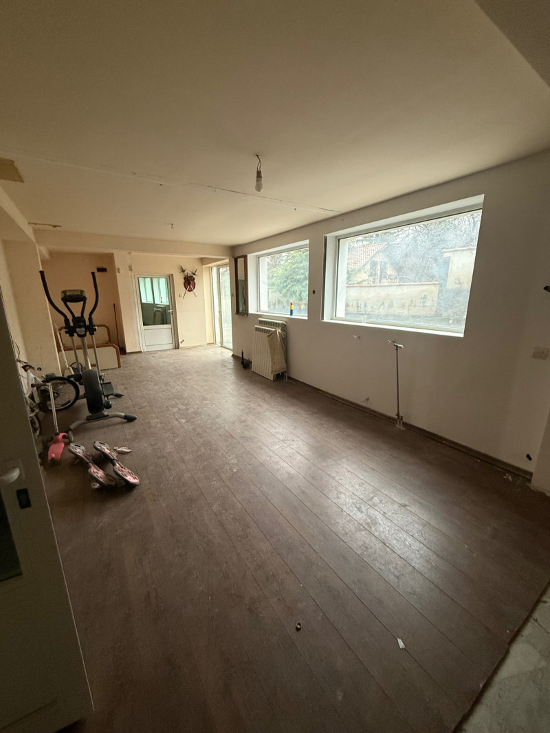 Продава КЪЩА, гр. София, в.з.Килиите, снимка 15 - Къщи - 52703205