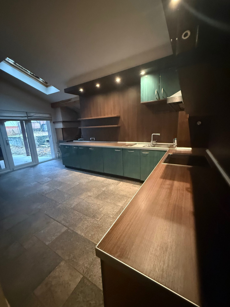 Продава КЪЩА, гр. София, в.з.Килиите, снимка 16 - Къщи - 52703205