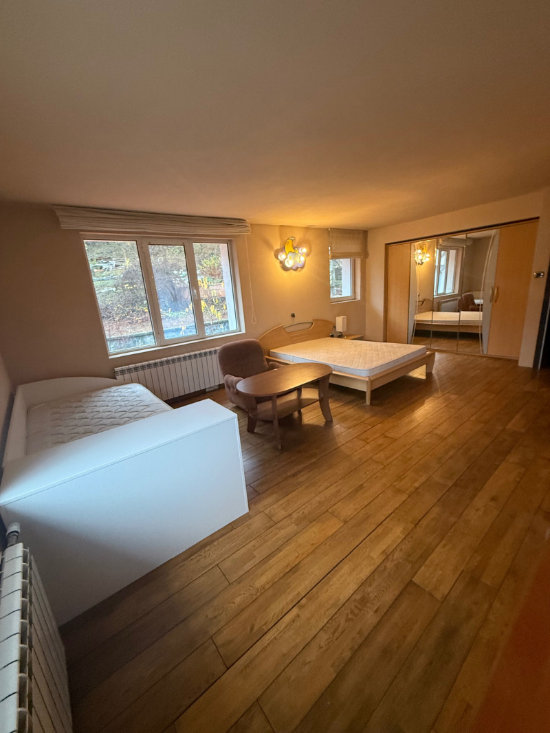 Продава КЪЩА, гр. София, в.з.Килиите, снимка 10 - Къщи - 52703205