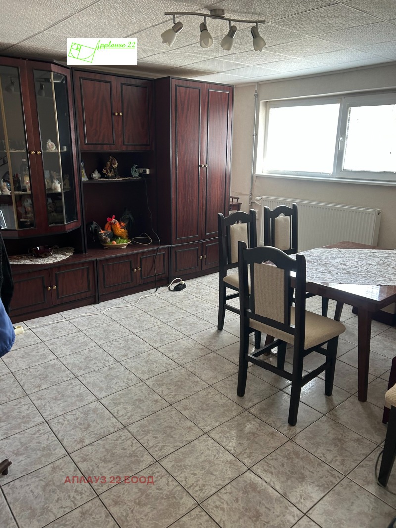 Продава КЪЩА, гр. Самоков, област София област