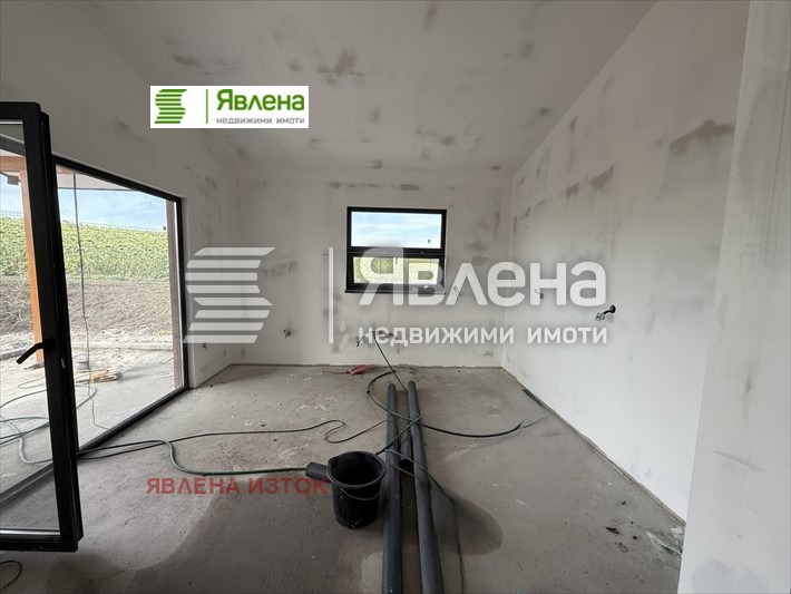 Продава КЪЩА, с. Хераково, област София област, снимка 8 - Къщи - 54479516