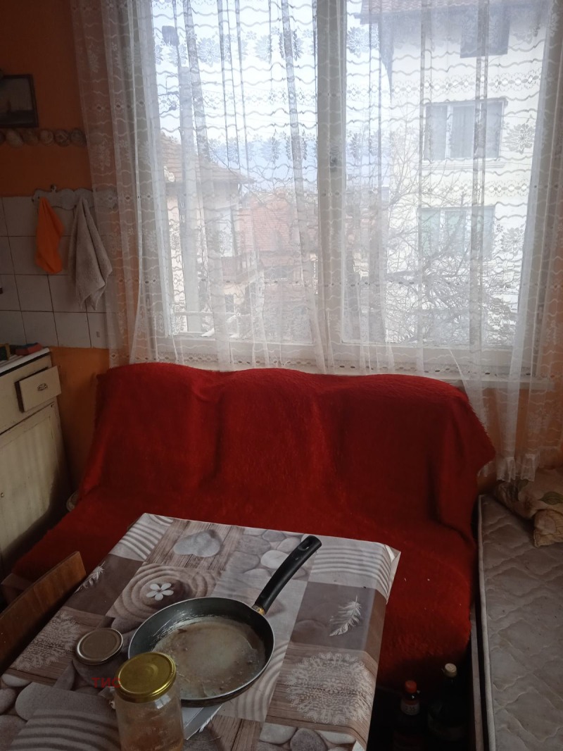 Продава КЪЩА в град Кюстендил, Колуша - 68 кв.м / 93 000 € » 181 892.19 лв., ТИС
