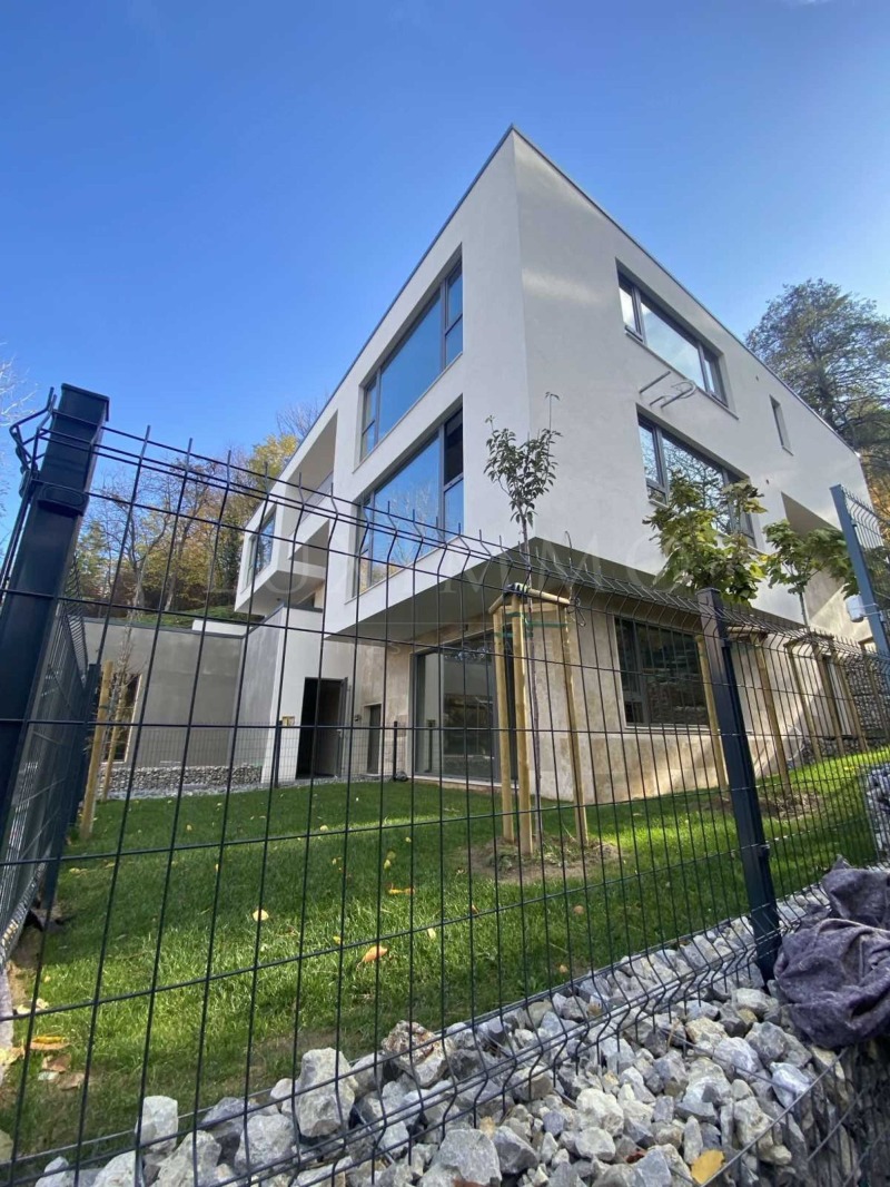 Продава 2-СТАЕН, гр. София, Бояна, снимка 2 - Апартаменти - 52876959