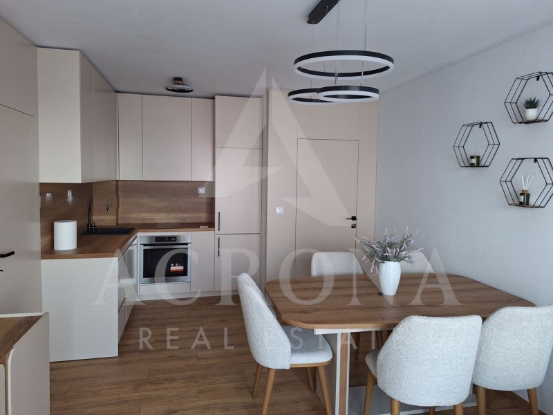 Продава 2-СТАЕН, гр. Пловдив, Гагарин, снимка 2 - Апартаменти - 53519721