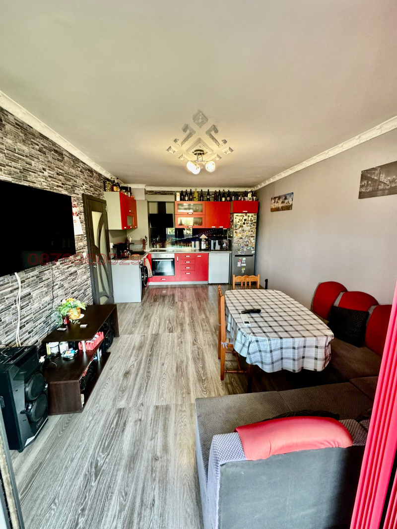 Продава 4-СТАЕН, гр. Плевен, Сторгозия