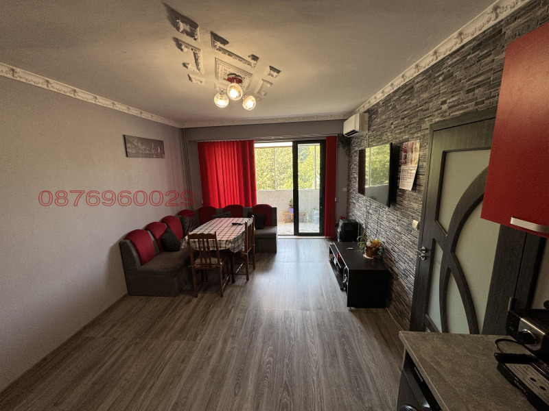 Продава 4-СТАЕН, гр. Плевен, Сторгозия, снимка 2 - Апартаменти - 52968560