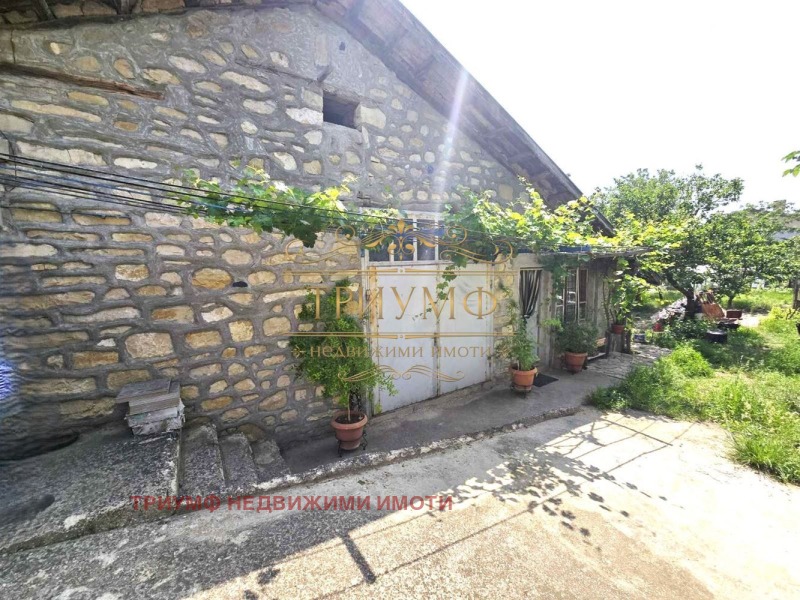 Продава  Къща област Варна , гр. Суворово , 180 кв.м | 24104922