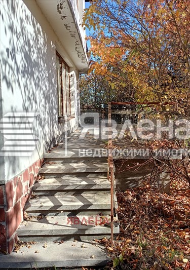 Продава КЪЩА, гр. София, Горна баня, снимка 4 - Къщи - 53013046