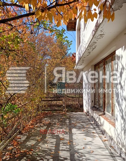 Продава КЪЩА, гр. София, Горна баня, снимка 3 - Къщи - 53013046