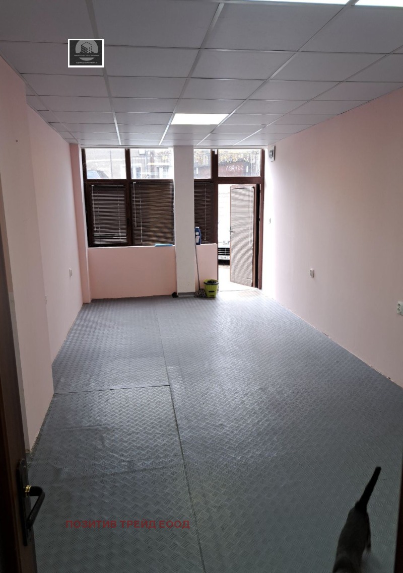 Продава МАГАЗИН, гр. Дупница, област Кюстендил, снимка 4 - Магазини - 53433055