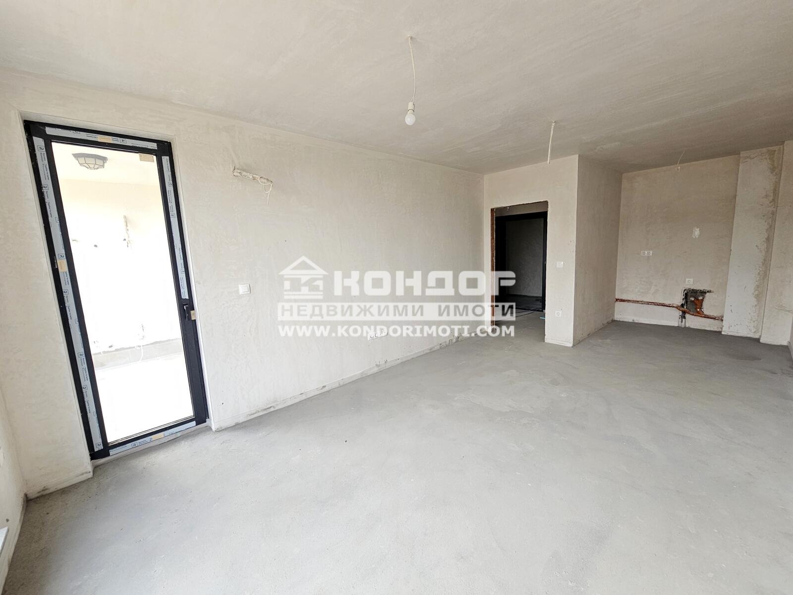 Продава 2-СТАЕН, гр. Пловдив, Кършияка, снимка 2 - Апартаменти - 45976170