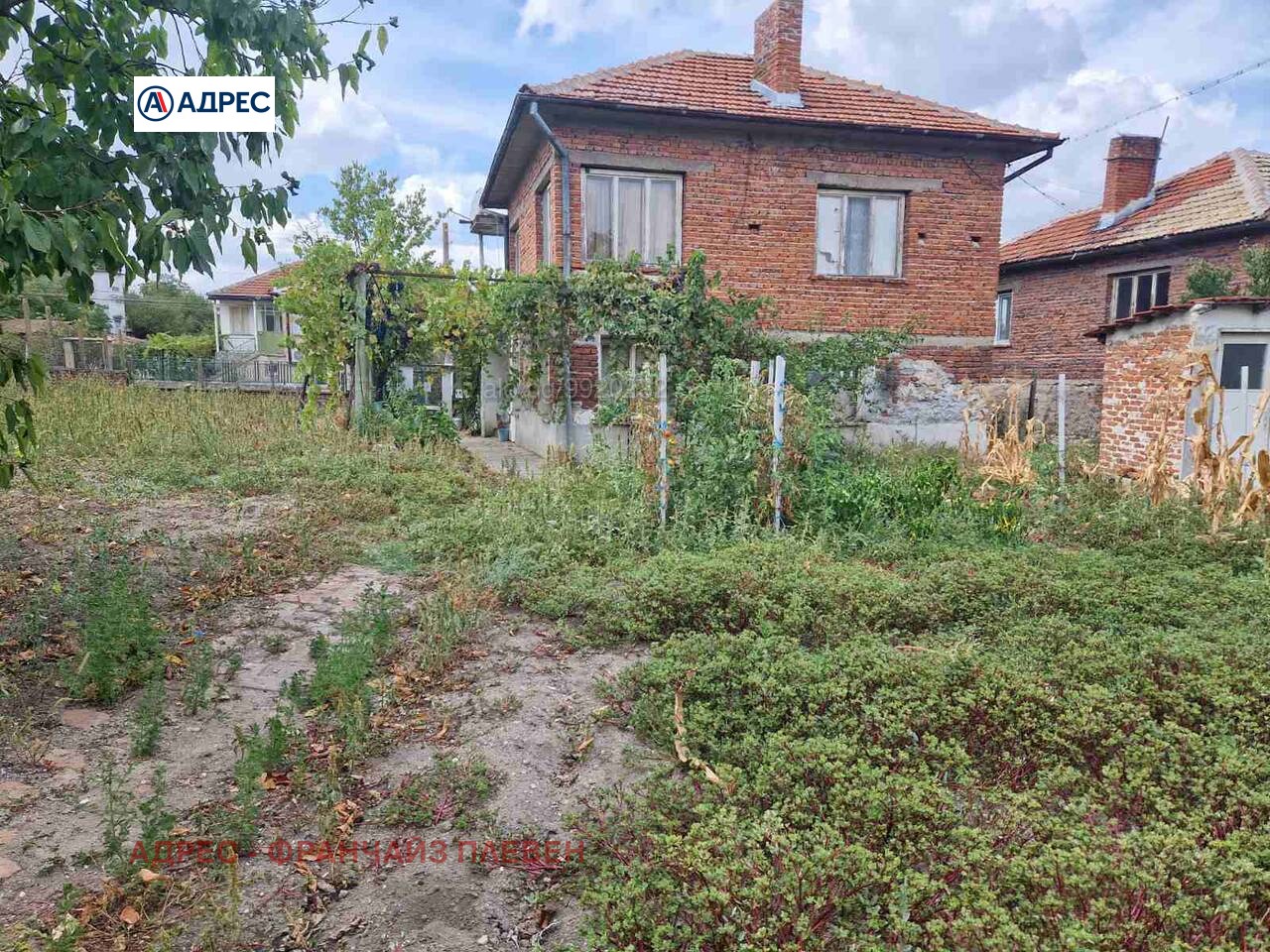Продава КЪЩА, с. Пелишат, област Плевен, снимка 2 - Къщи - 54303118