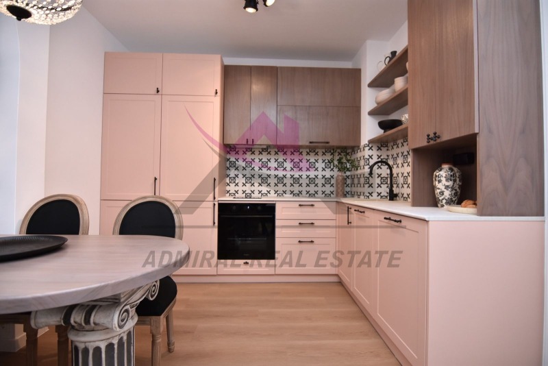 For Sale  Studio Varna , k.k. Sv.Sv. Konstantin i Elena , 40 sq.m | 49178639